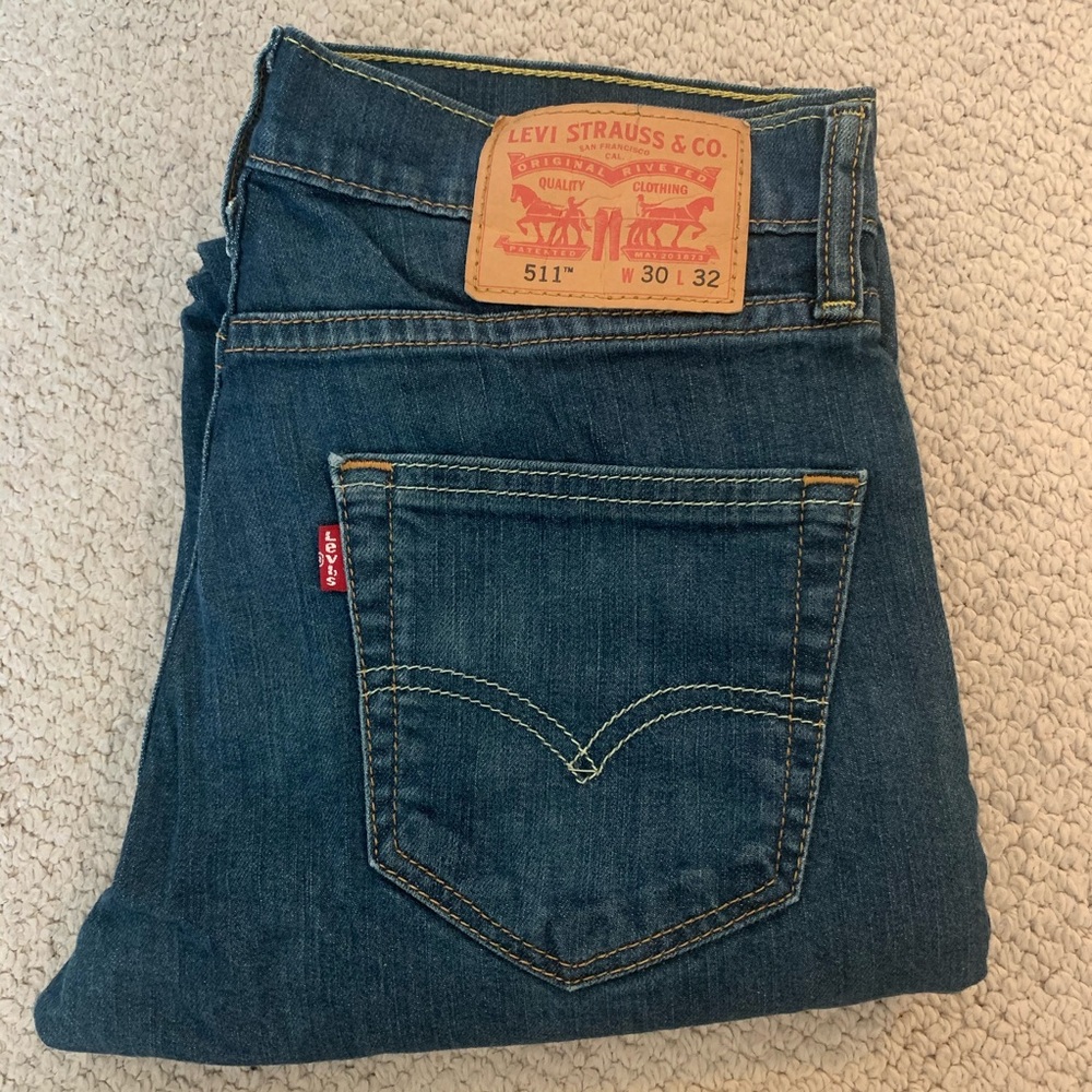 W30 L32 Levi’s. Tight Straight leg